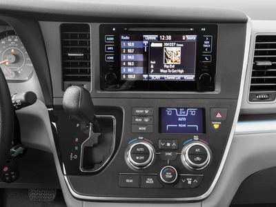 2017 Toyota Sienna L 7 Passenger