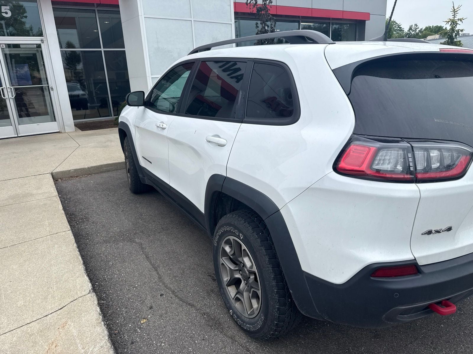 2020 Jeep Cherokee Trailhawk