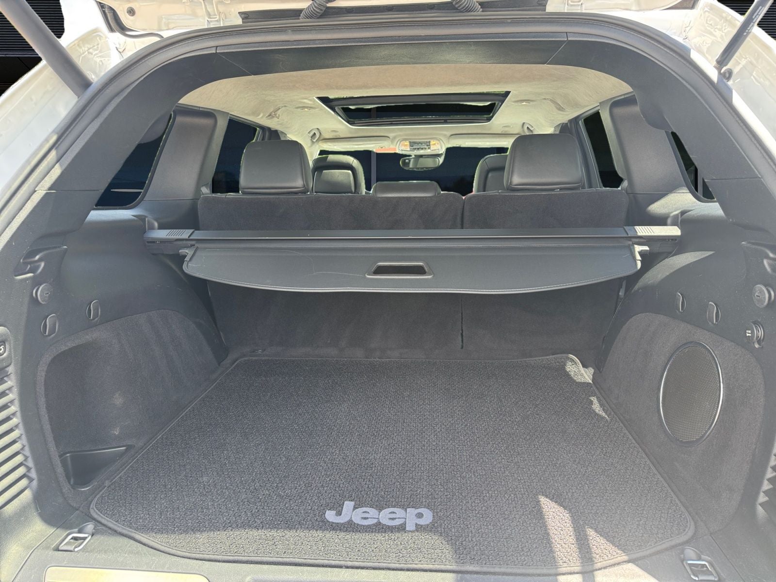 2020 Jeep Grand Cherokee Summit
