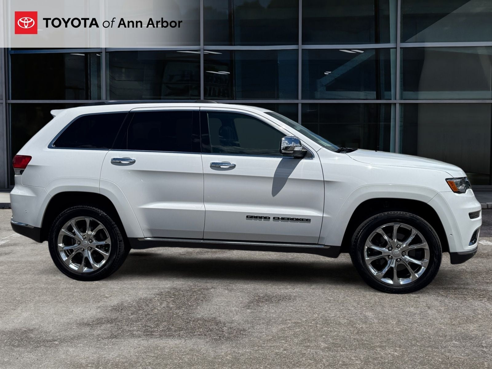 2020 Jeep Grand Cherokee Summit