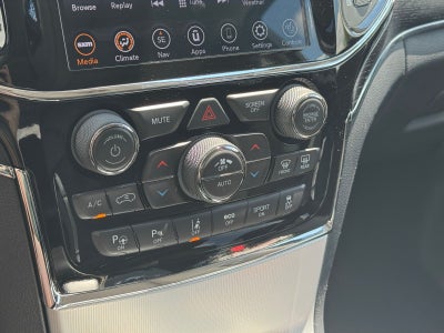 2020 Jeep Grand Cherokee Summit