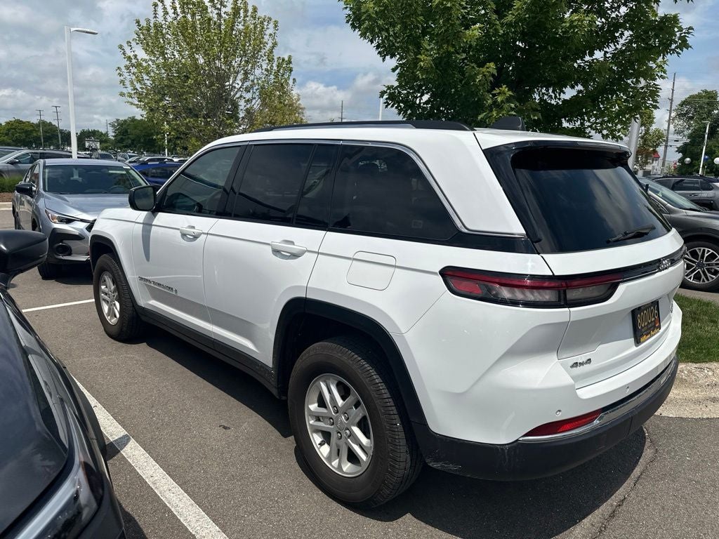 2022 Jeep Grand Cherokee Laredo