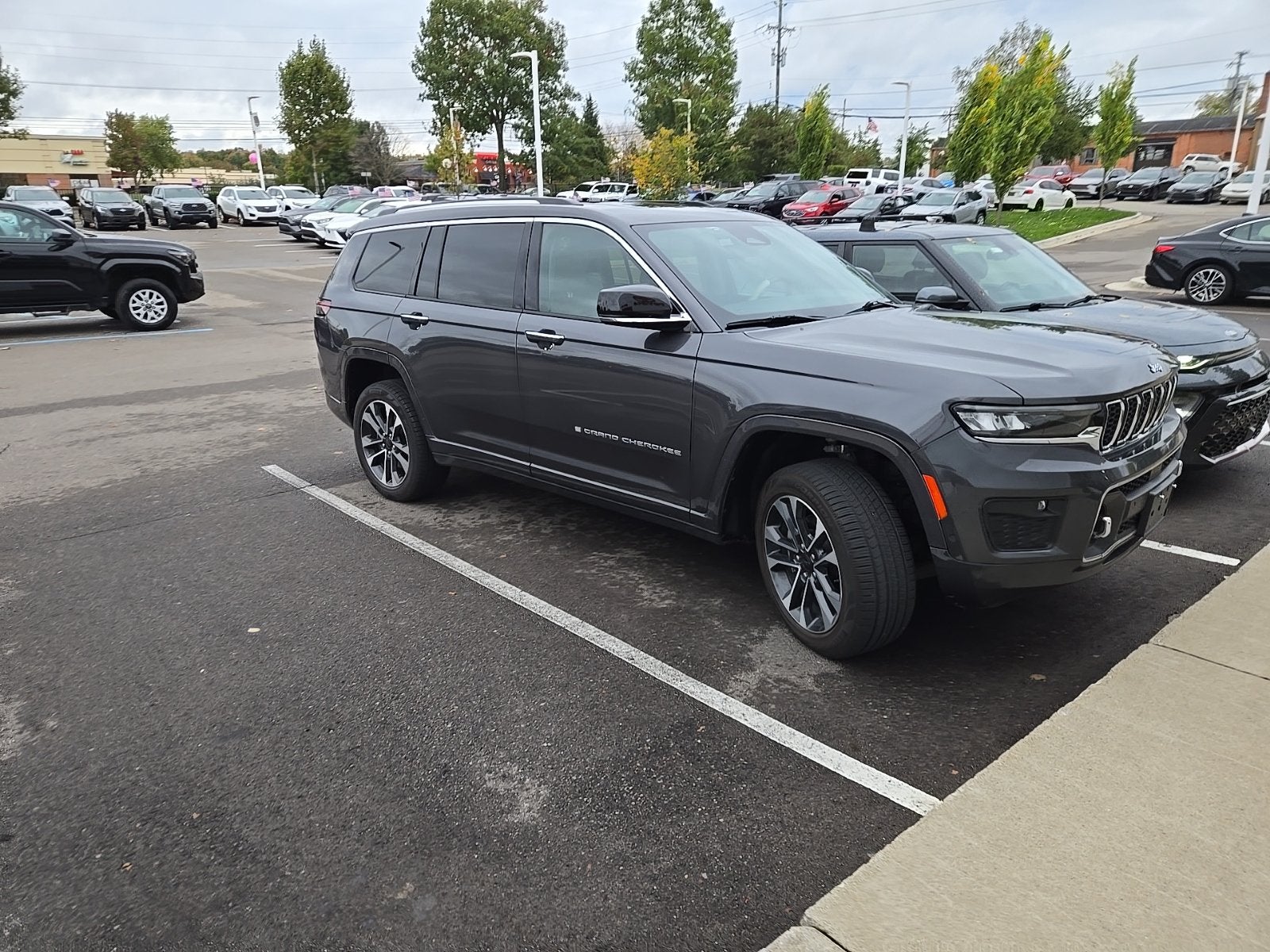 2022 Jeep Grand Cherokee L Overland