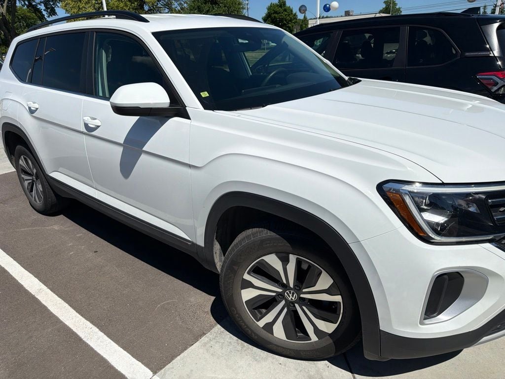 2024 Volkswagen Atlas 2.0T SE