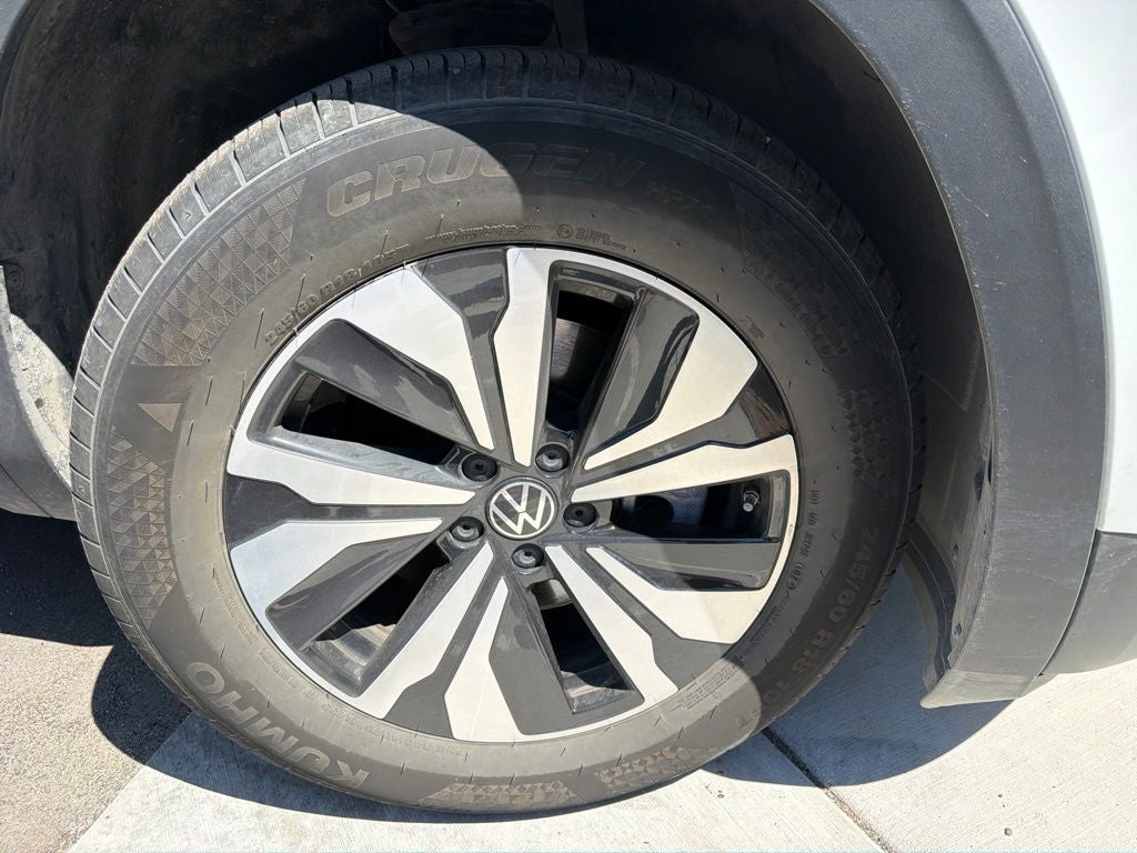 2024 Volkswagen Atlas 2.0T SE