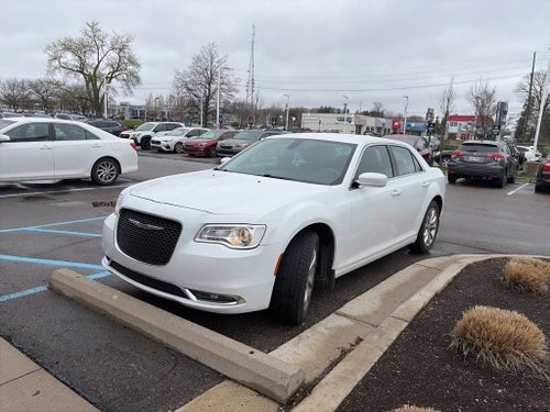 2015 Chrysler 300 Limited