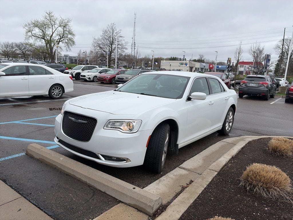 2015 Chrysler 300 Limited