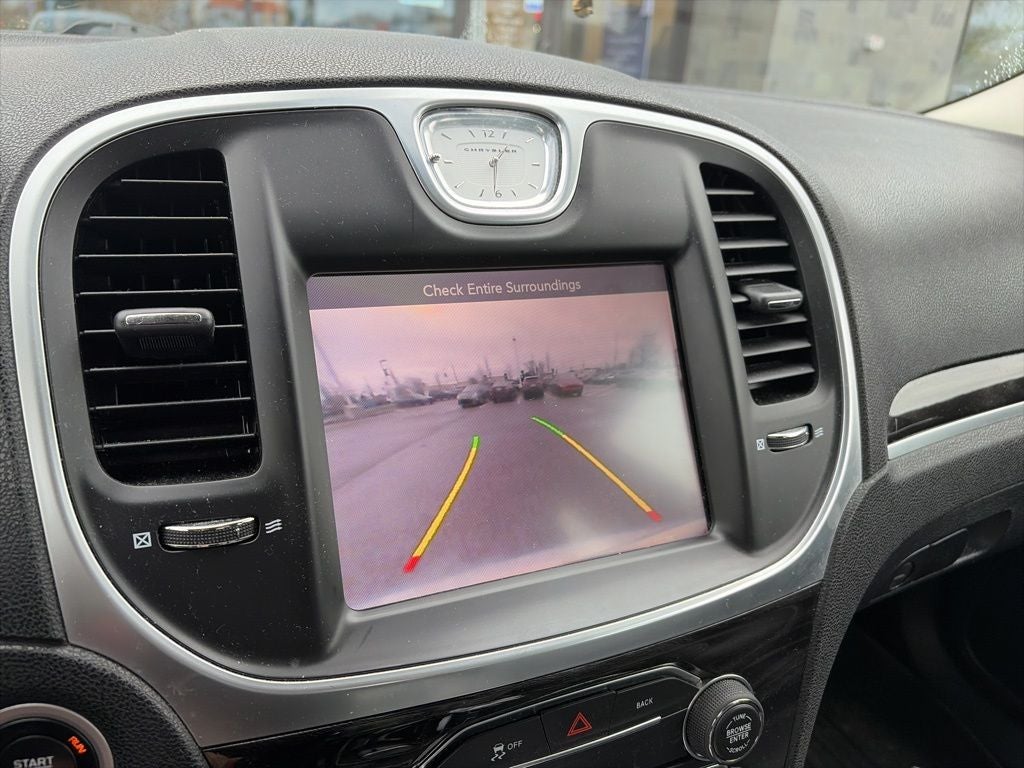 2015 Chrysler 300 Limited