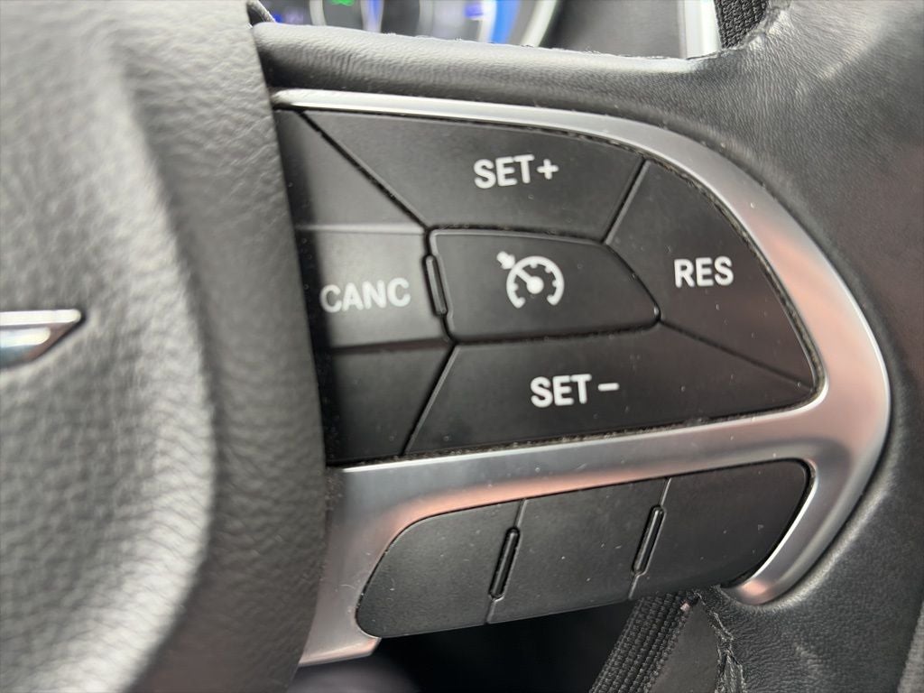 2015 Chrysler 300 Limited