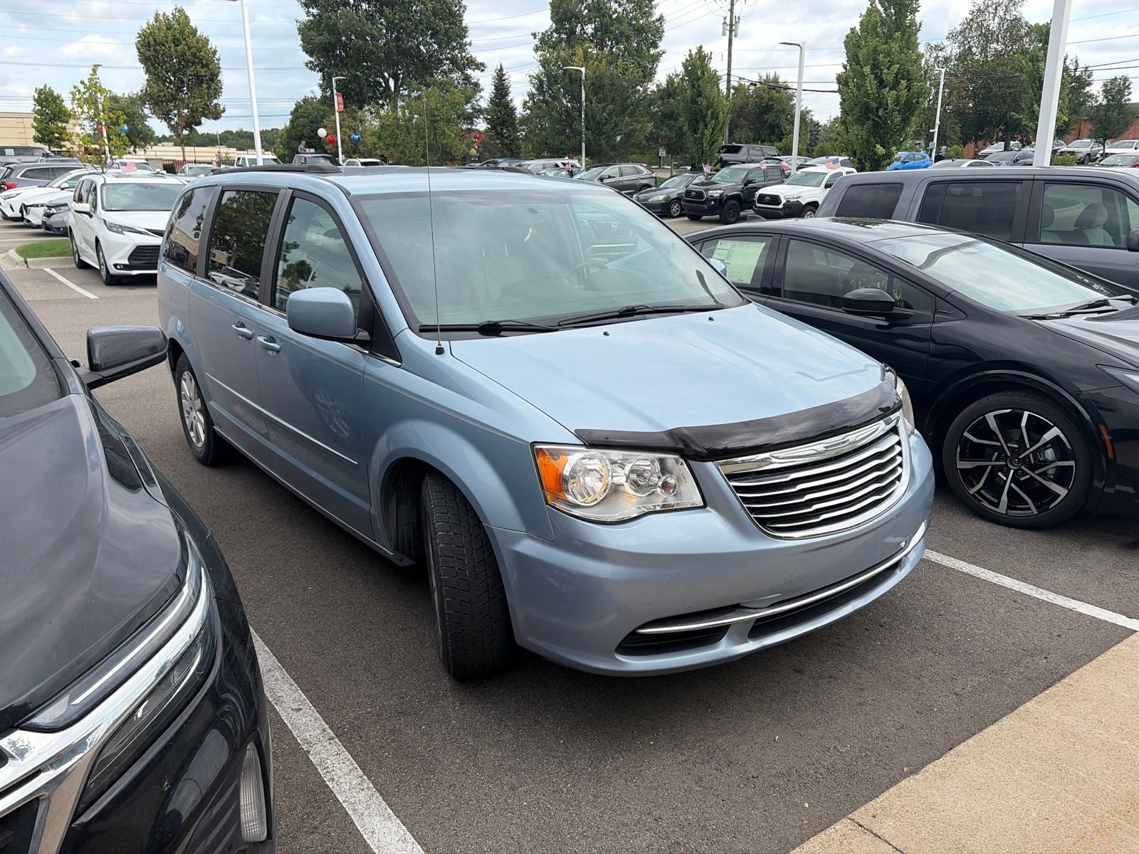 2016 Chrysler Town & Country LX