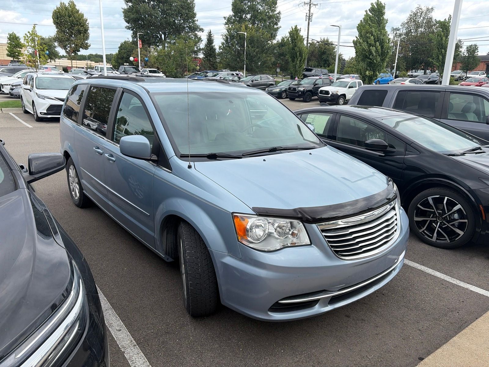 2016 Chrysler Town & Country LX