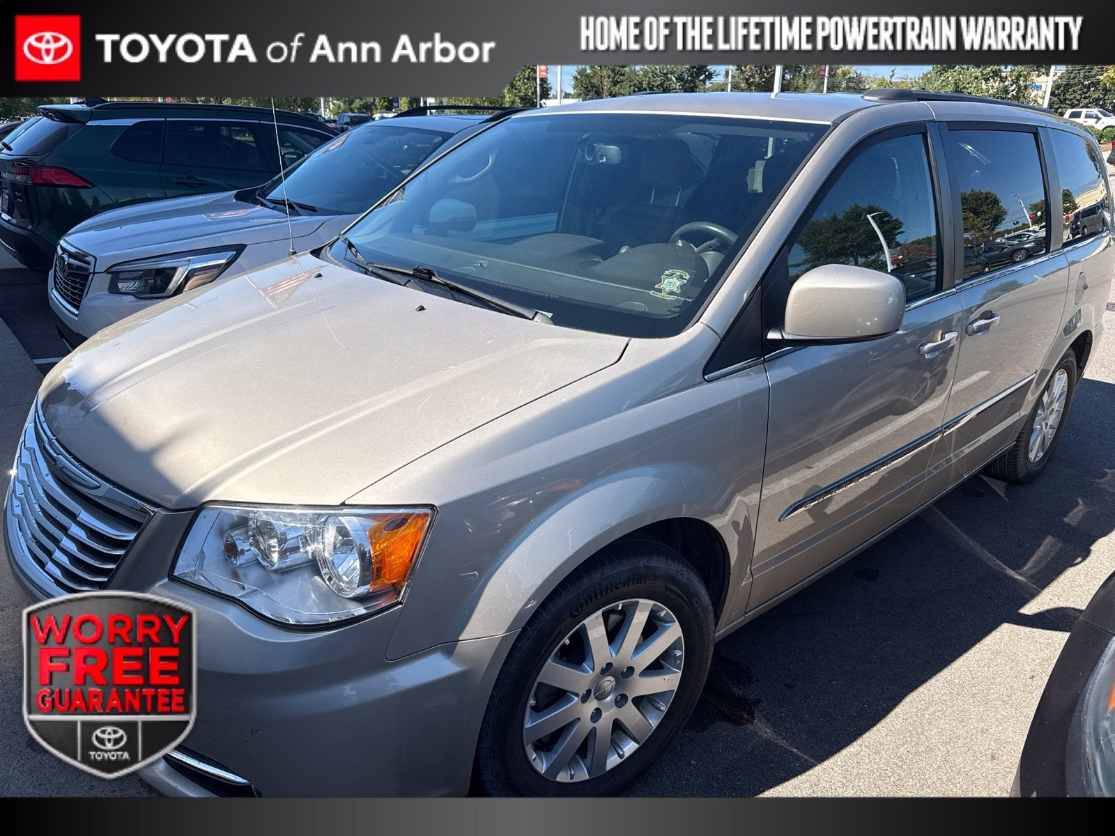 2014 Chrysler Town & Country Touring