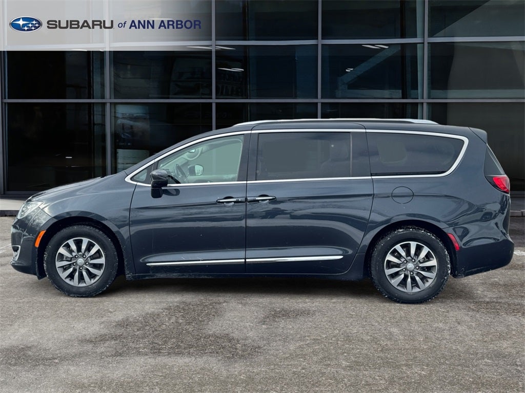 2019 Chrysler Pacifica Touring L Plus
