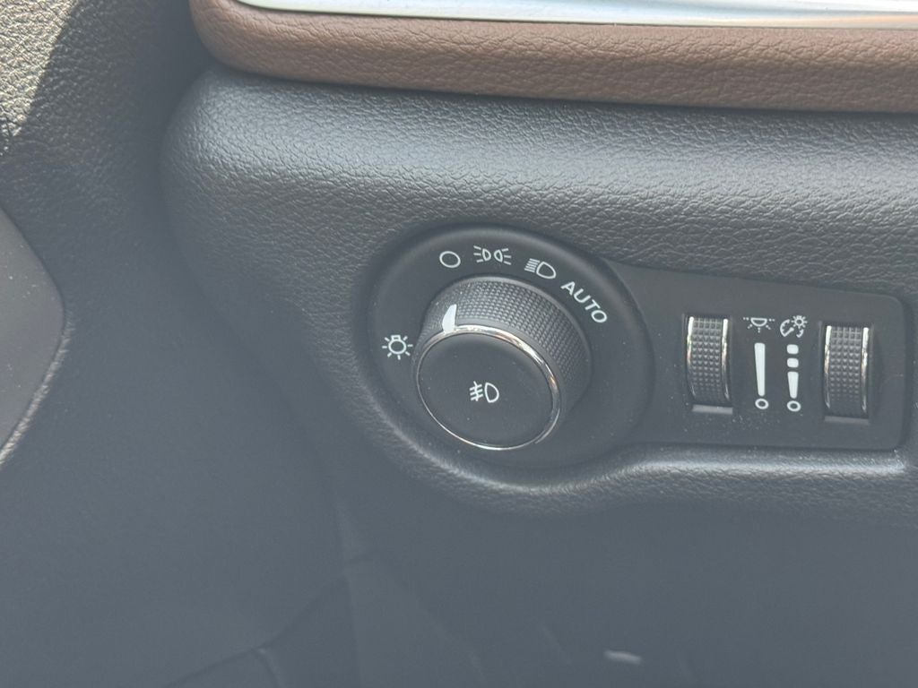 2021 Chrysler Pacifica Limited *LIFETIME POWERTRAIN*
