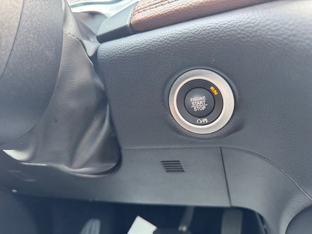 2021 Chrysler Pacifica Limited *LIFETIME POWERTRAIN*