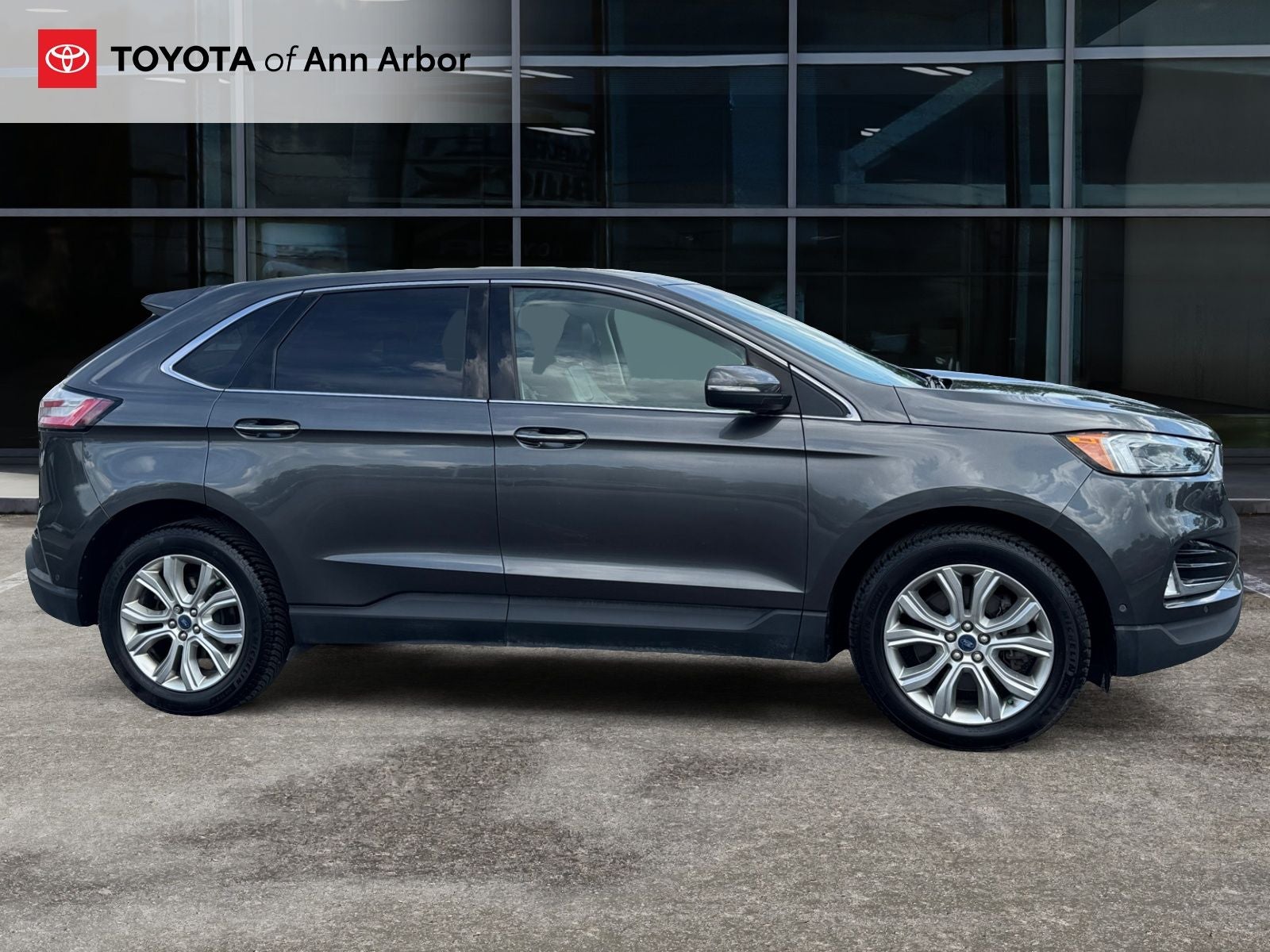 2020 Ford Edge Titanium