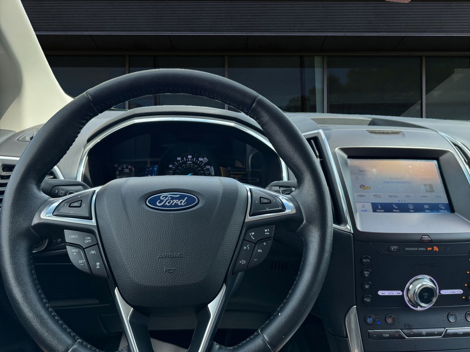 2020 Ford Edge Titanium