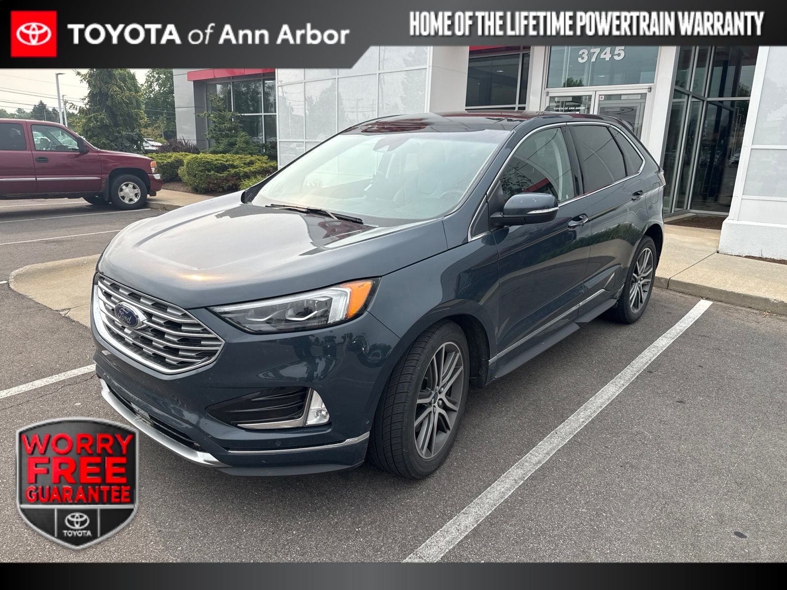 2019 Ford Edge Titanium