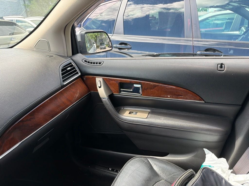 2013 Lincoln MKX Base