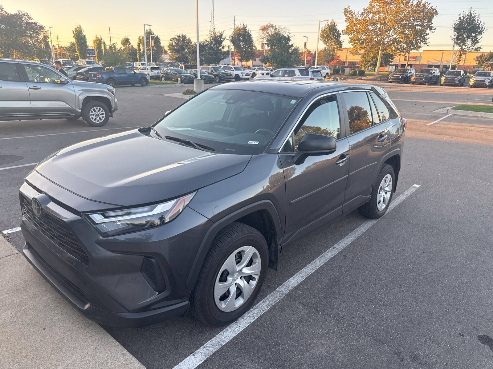 2024 Toyota RAV4 LE