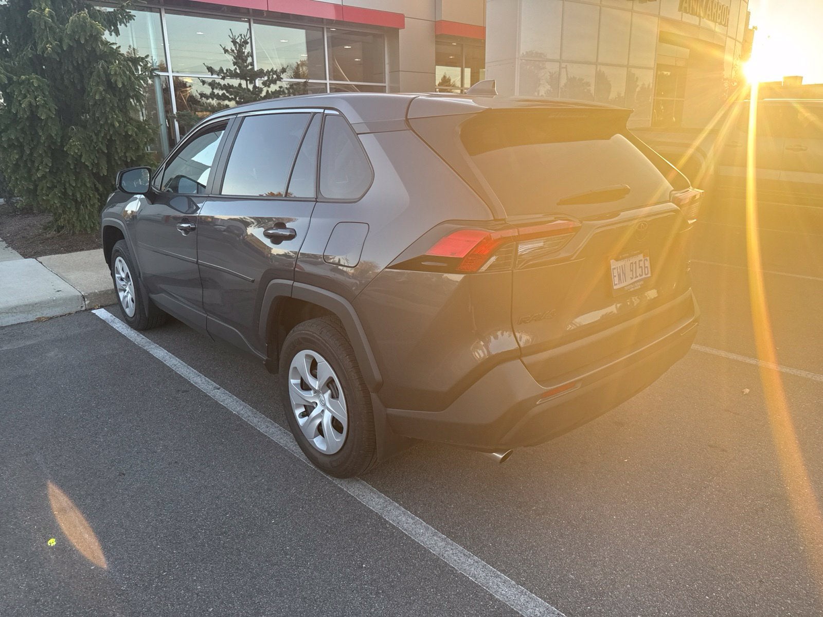 2024 Toyota RAV4 LE