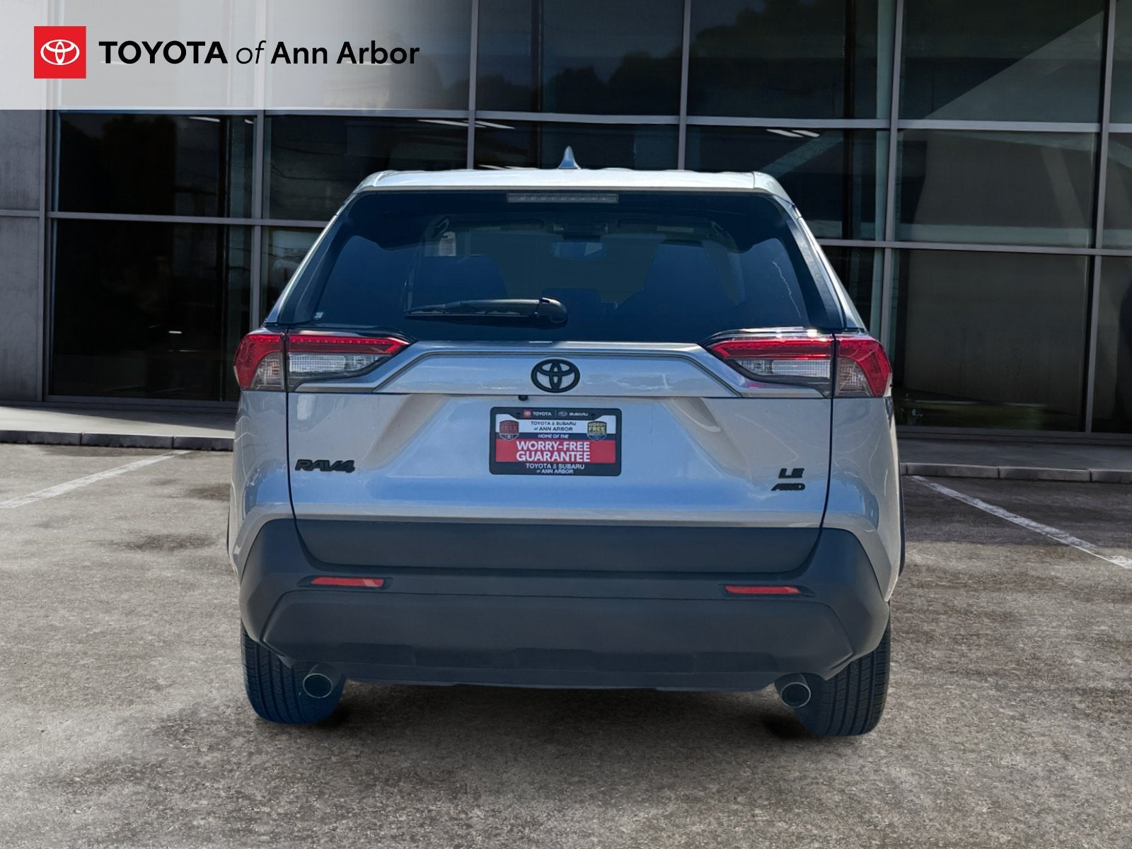 2025 Toyota RAV4 LE