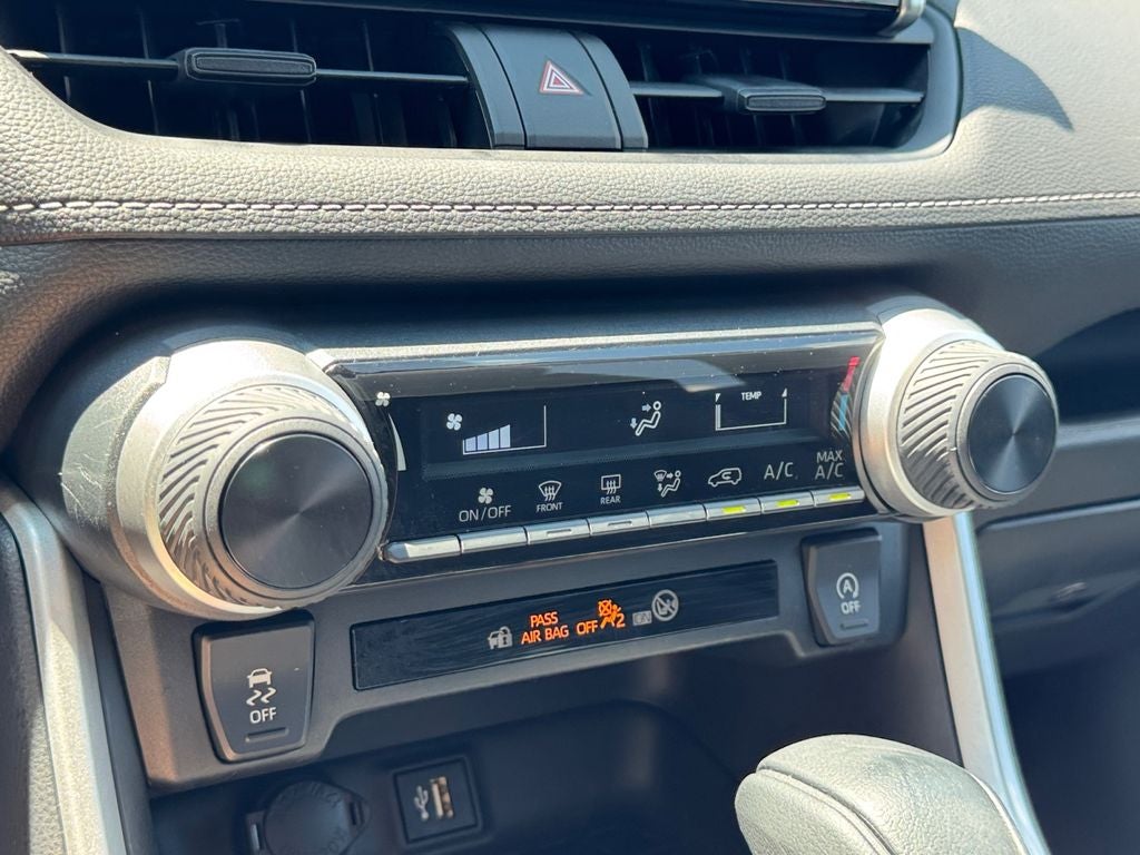 2023 Toyota RAV4 LE **LIFETIME POWERTRAIN**