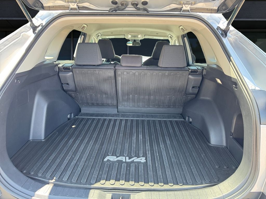 2023 Toyota RAV4 LE **LIFETIME POWERTRAIN**