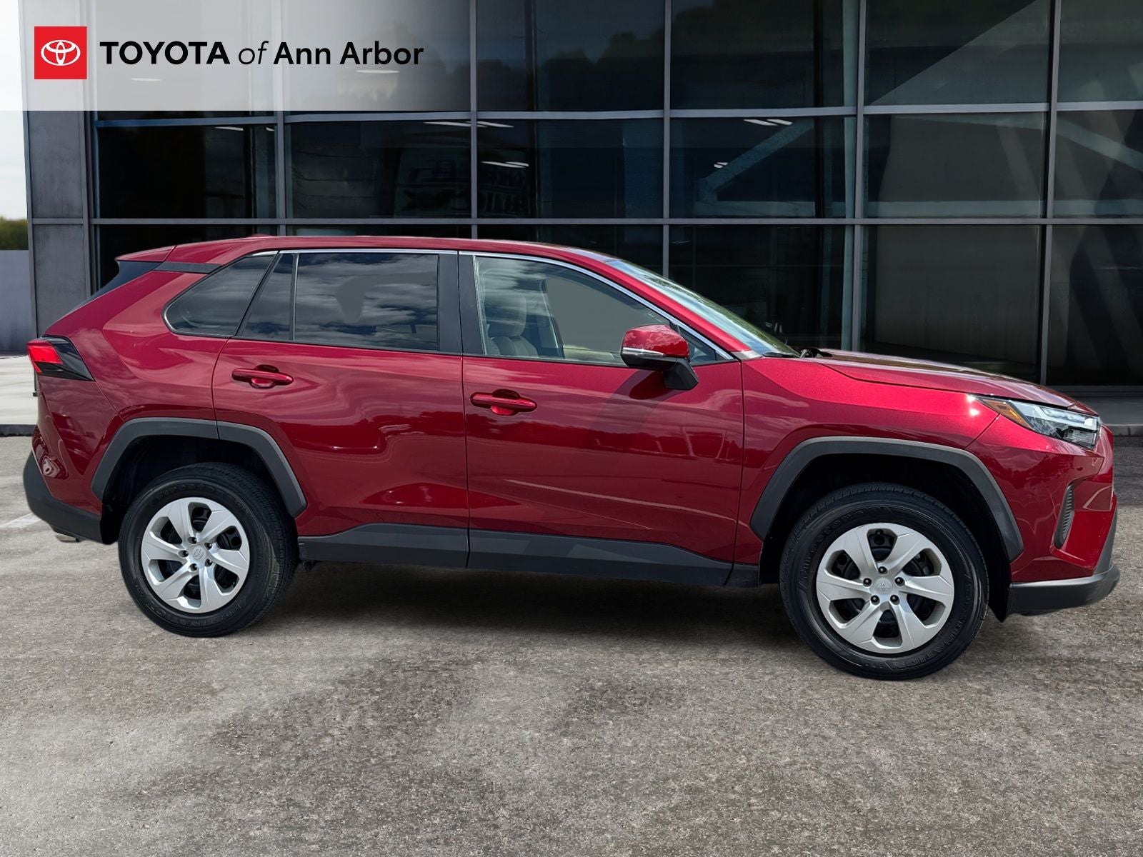 2023 Toyota RAV4 LE