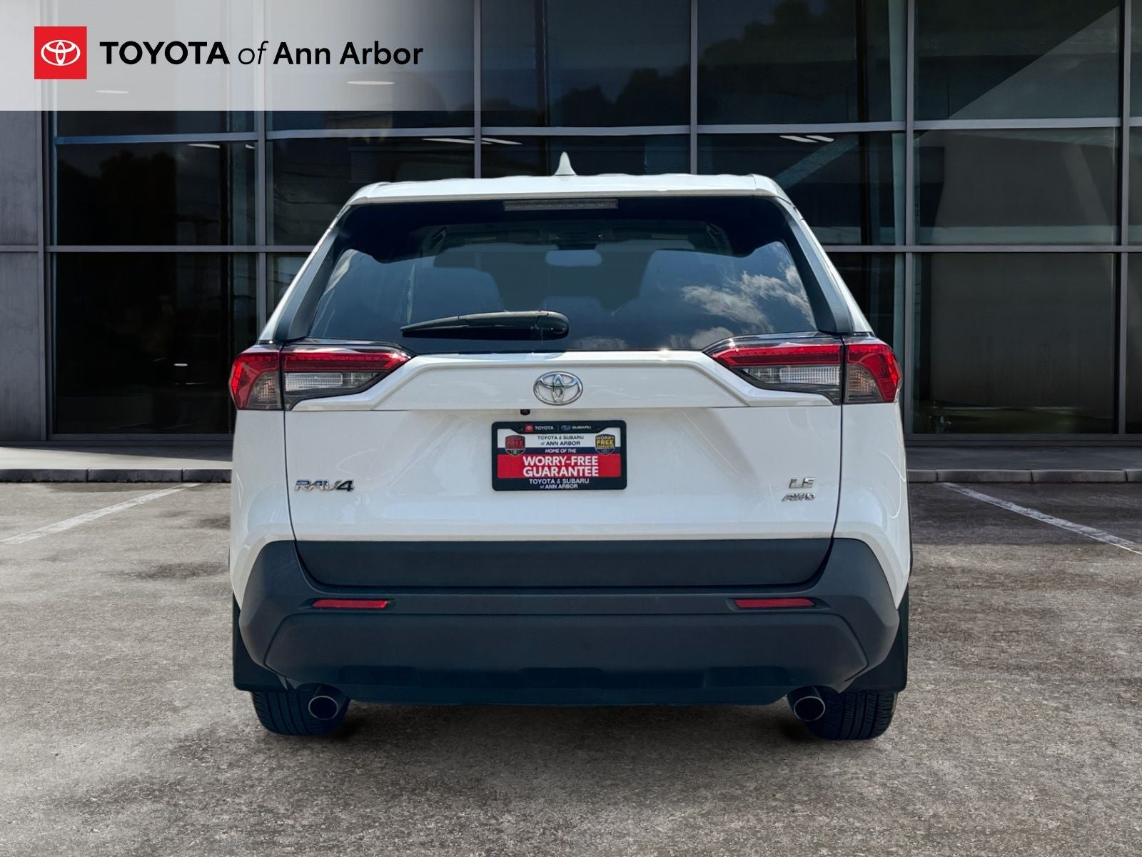 2023 Toyota RAV4 LE