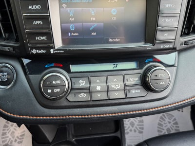 2016 Toyota RAV4 SE