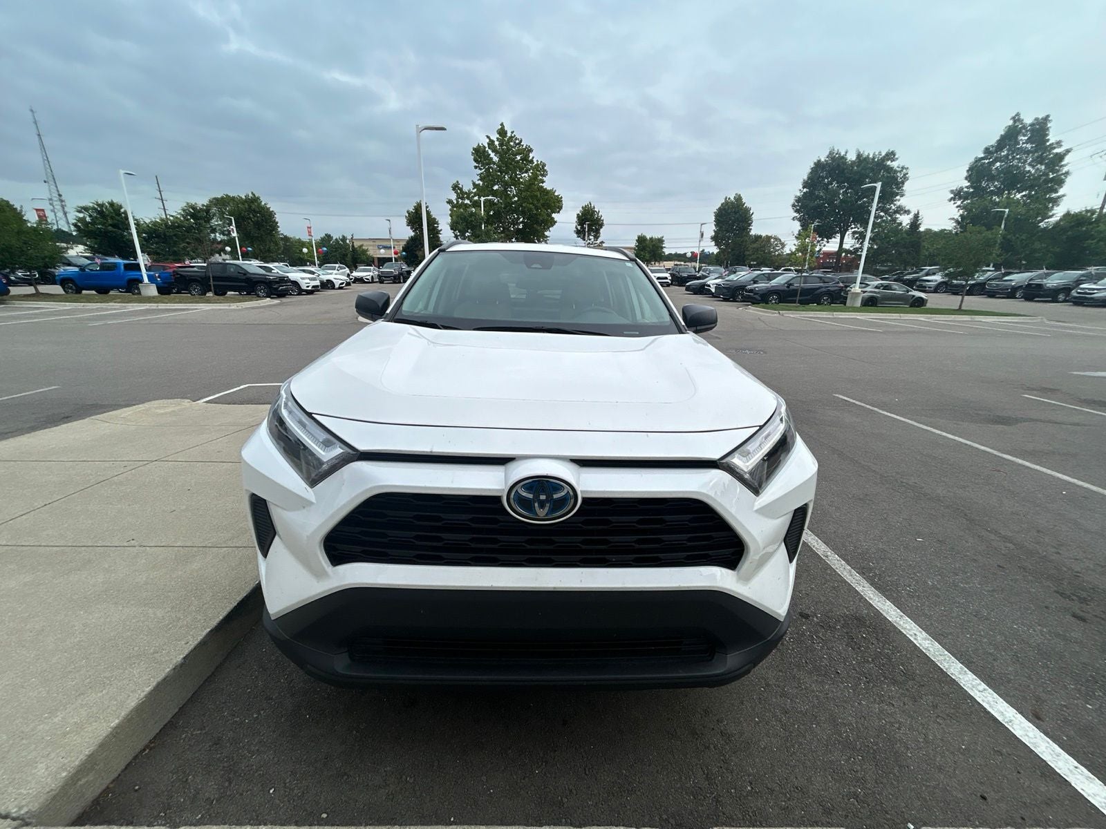 2024 Toyota RAV4 Hybrid LE