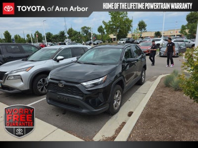 2022 Toyota RAV4 XLE