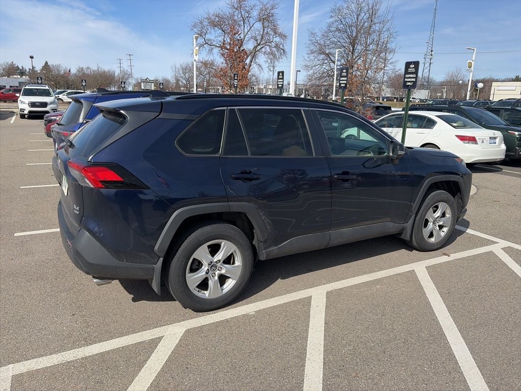 2020 Toyota RAV4 XLE