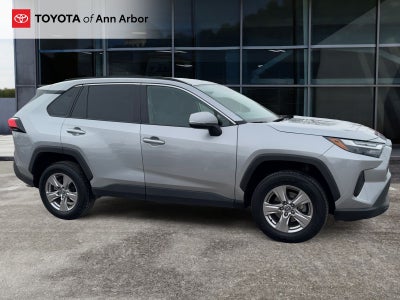 2022 Toyota RAV4 XLE
