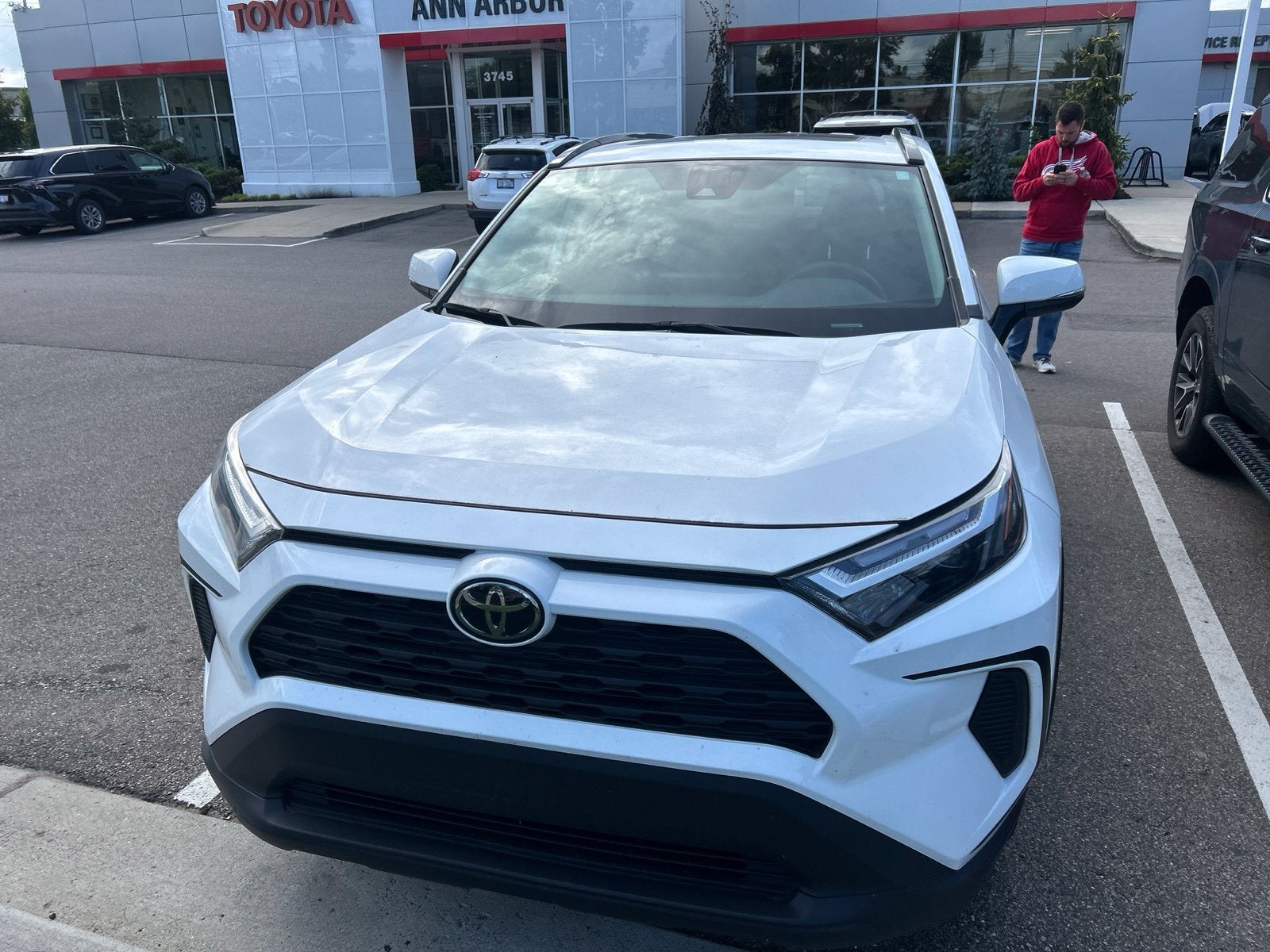 2024 Toyota RAV4 XLE