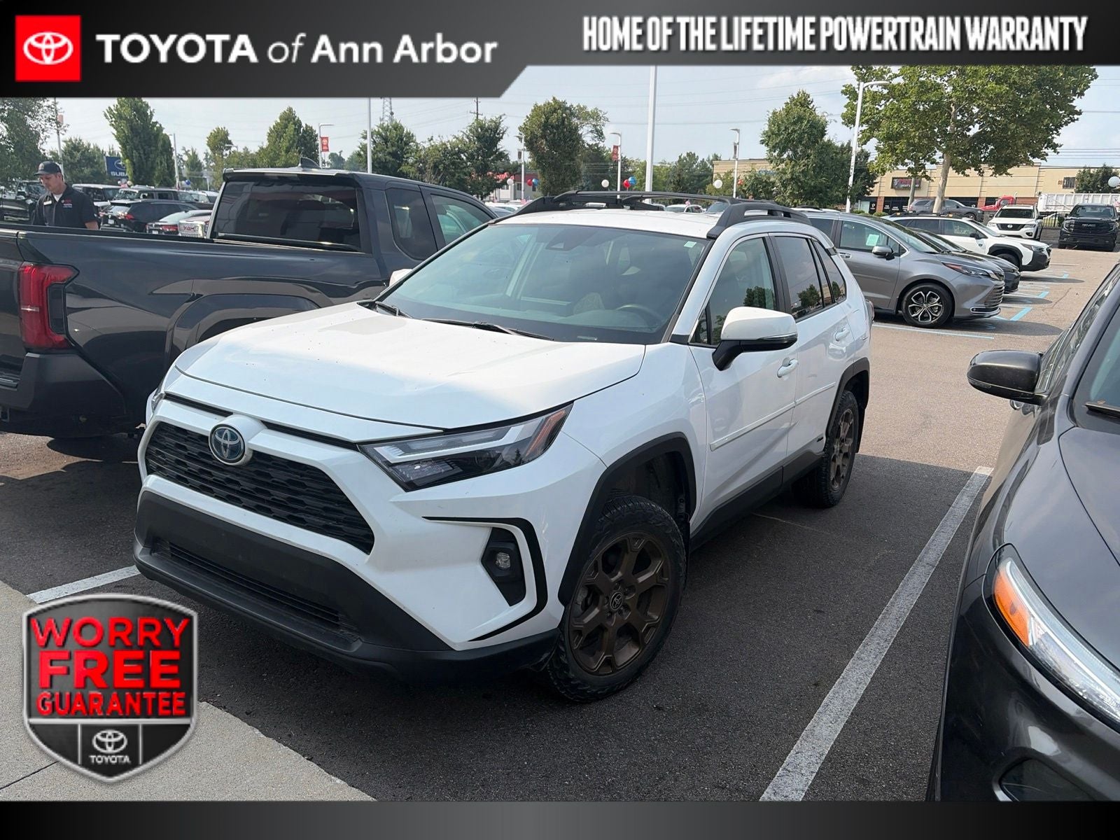 2023 Toyota RAV4 Hybrid Woodland Edition