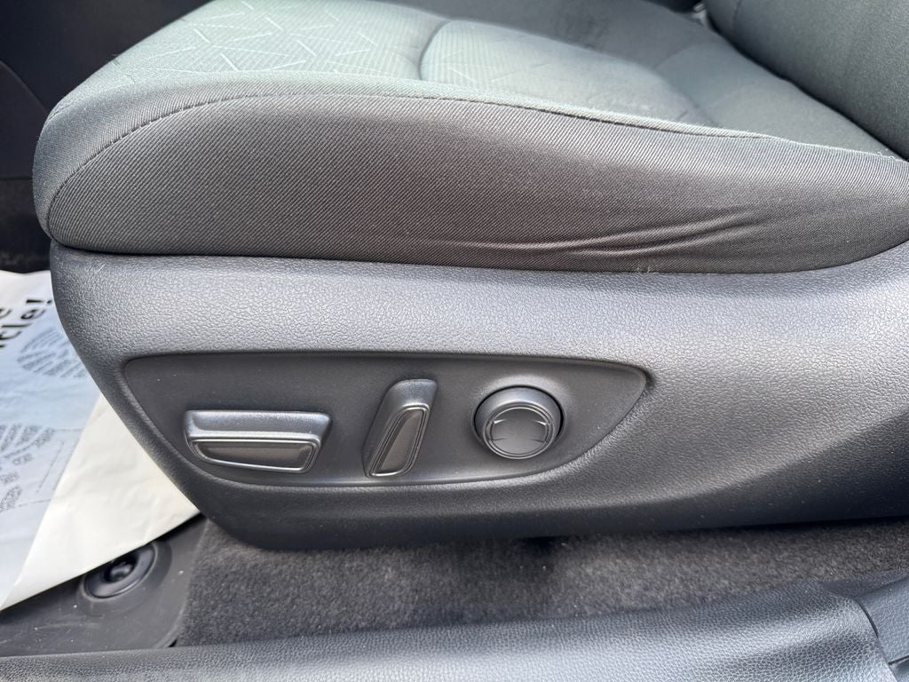 2023 Toyota RAV4 Hybrid Woodland Edition *LIFETIME POWERTRAIN*