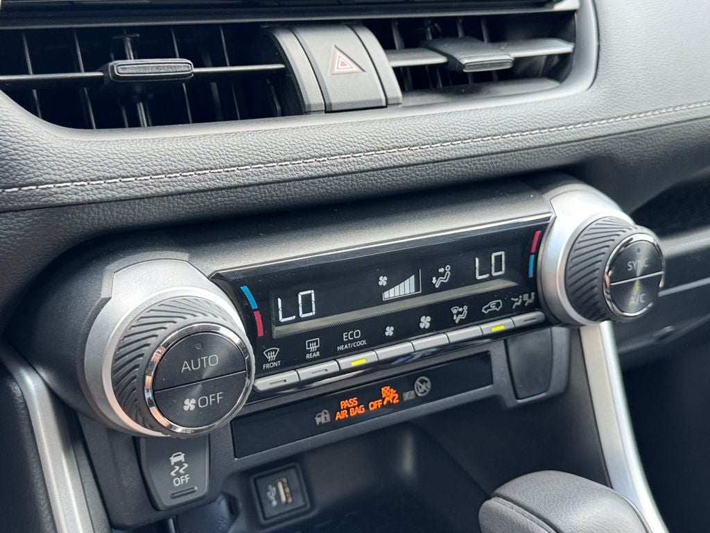 2023 Toyota RAV4 Hybrid Woodland Edition *LIFETIME POWERTRAIN*