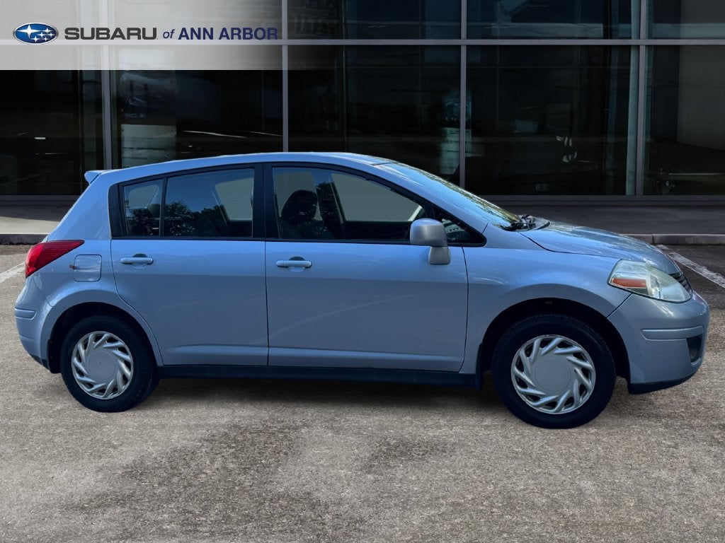 2009 Nissan Versa 1.8 S