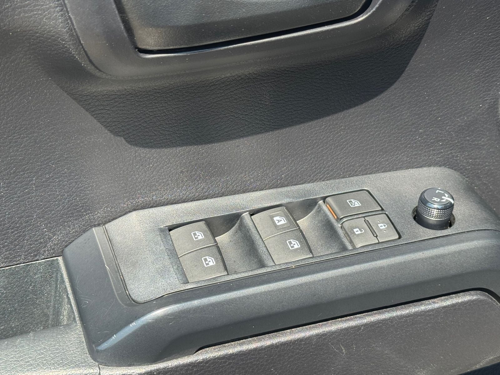 2021 Toyota Tacoma SR V6