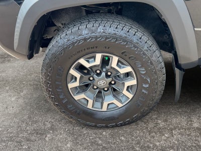 2022 Toyota Tacoma TRD Off-Road V6