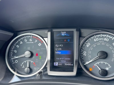 2022 Toyota Tacoma TRD Off-Road V6