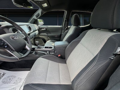 2021 Toyota Tacoma TRD Sport V6