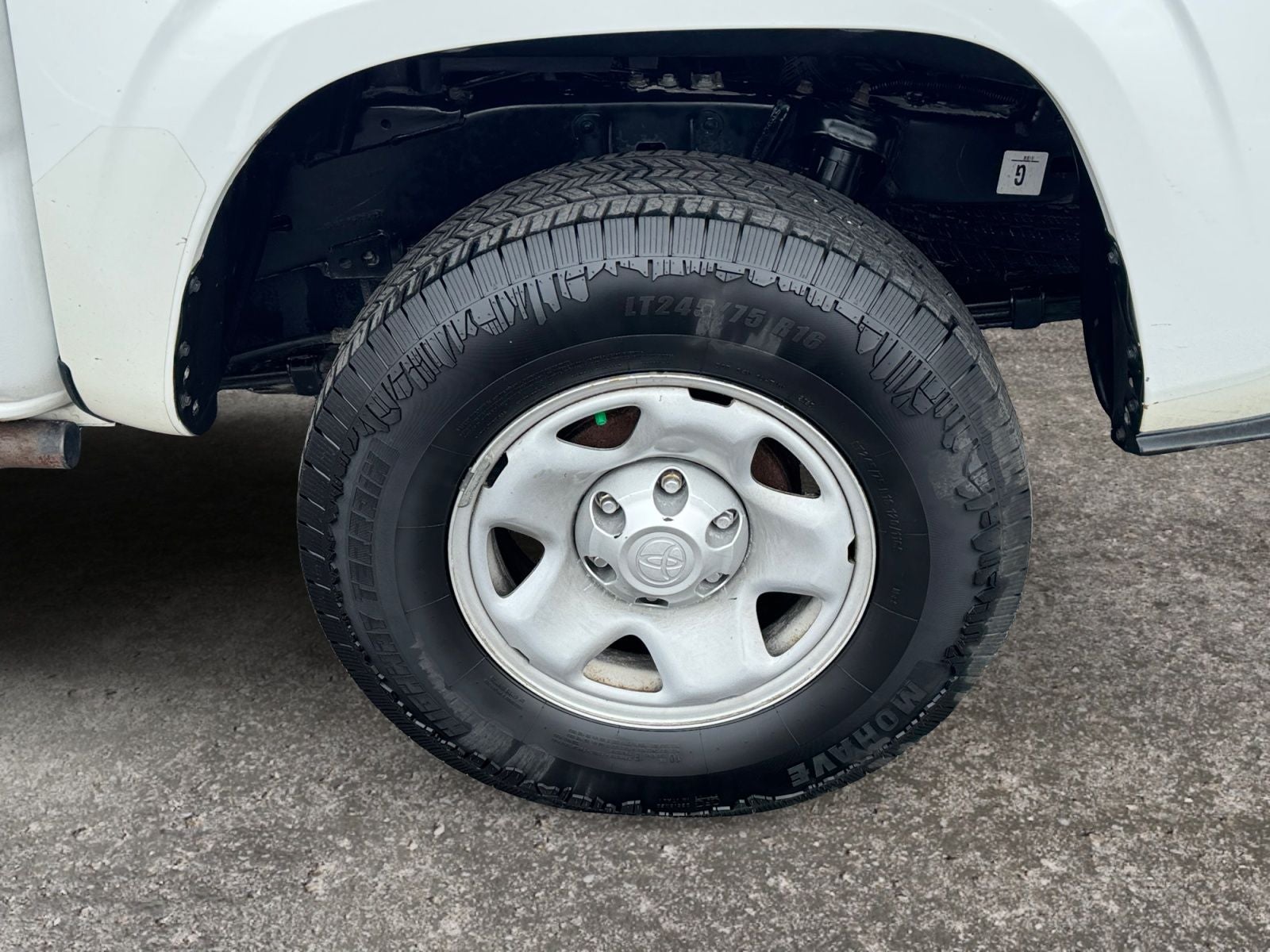 2023 Toyota Tacoma SR V6