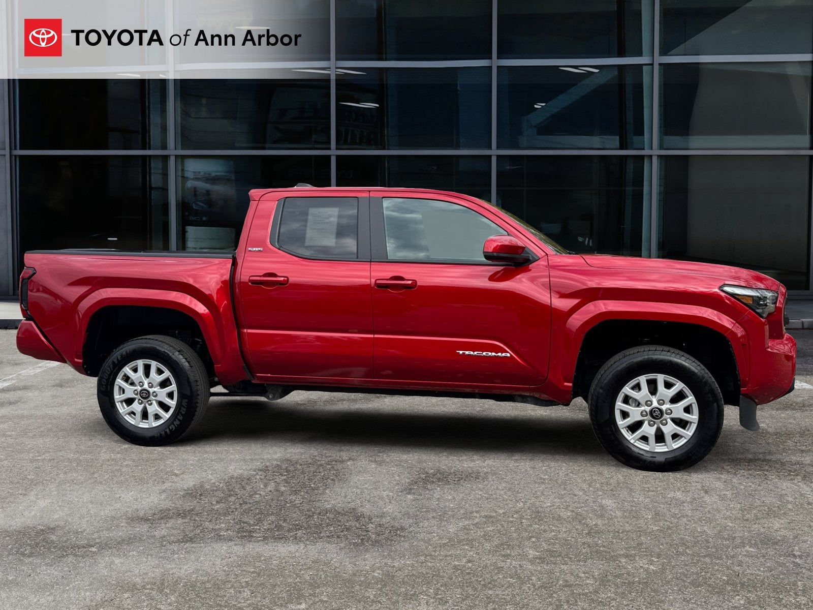 2025 Toyota Tacoma SR5