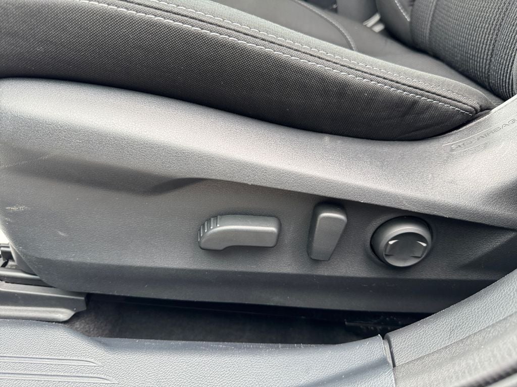 2024 Subaru Legacy Premium *LIFETIME POWERTRAIN*