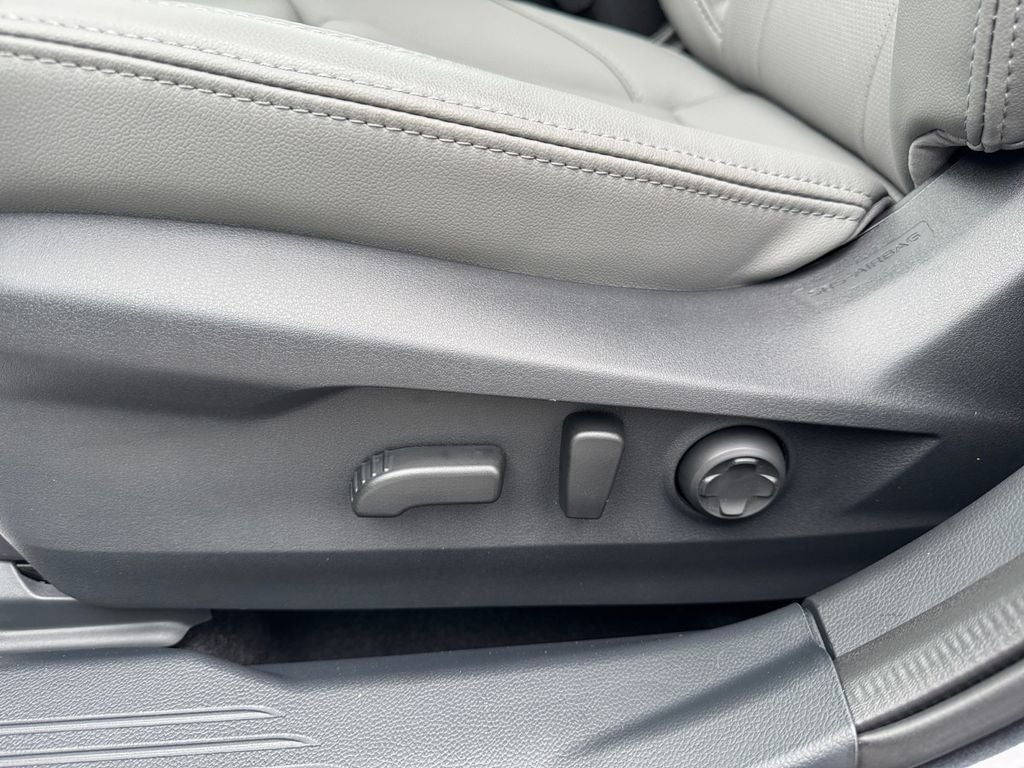 2025 Subaru Legacy Limited *LIFETIME POWERTRAIN*