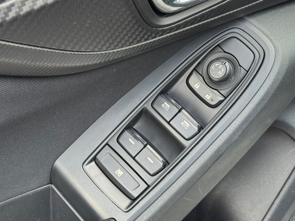 2018 Subaru Impreza 2.0i Sport *Manual Transmission*