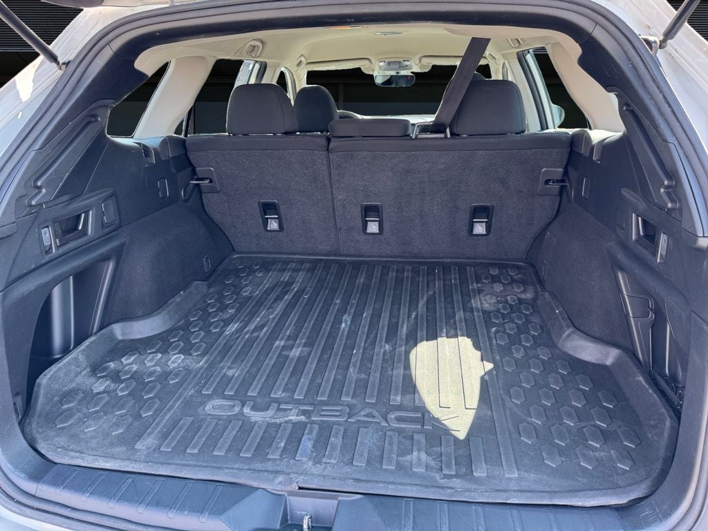 2021 Subaru Outback 2.5i